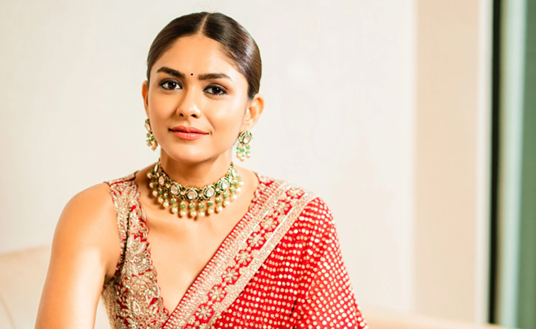 mrunalthakur1.jpg
