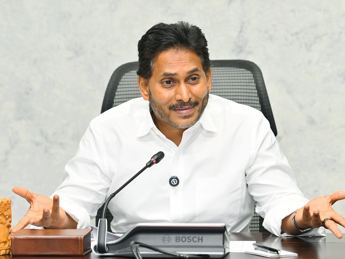 YS_20Jagan_20Sensational_20Press_20Meet_20on_20Pulivendula_20ZPTC_20By_20Election_20Photos_20_282_29.jpg 1