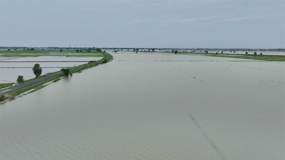 Heavy_20Rain_20Amaravati_20Iconic_20Towers_20Flooded_20Again_20Photos__20_2810_29.jpg 10