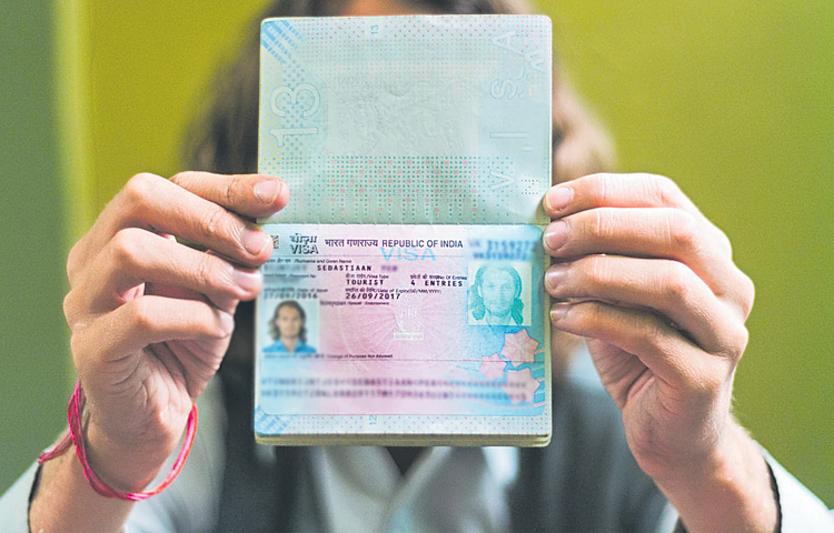 visas.jpg