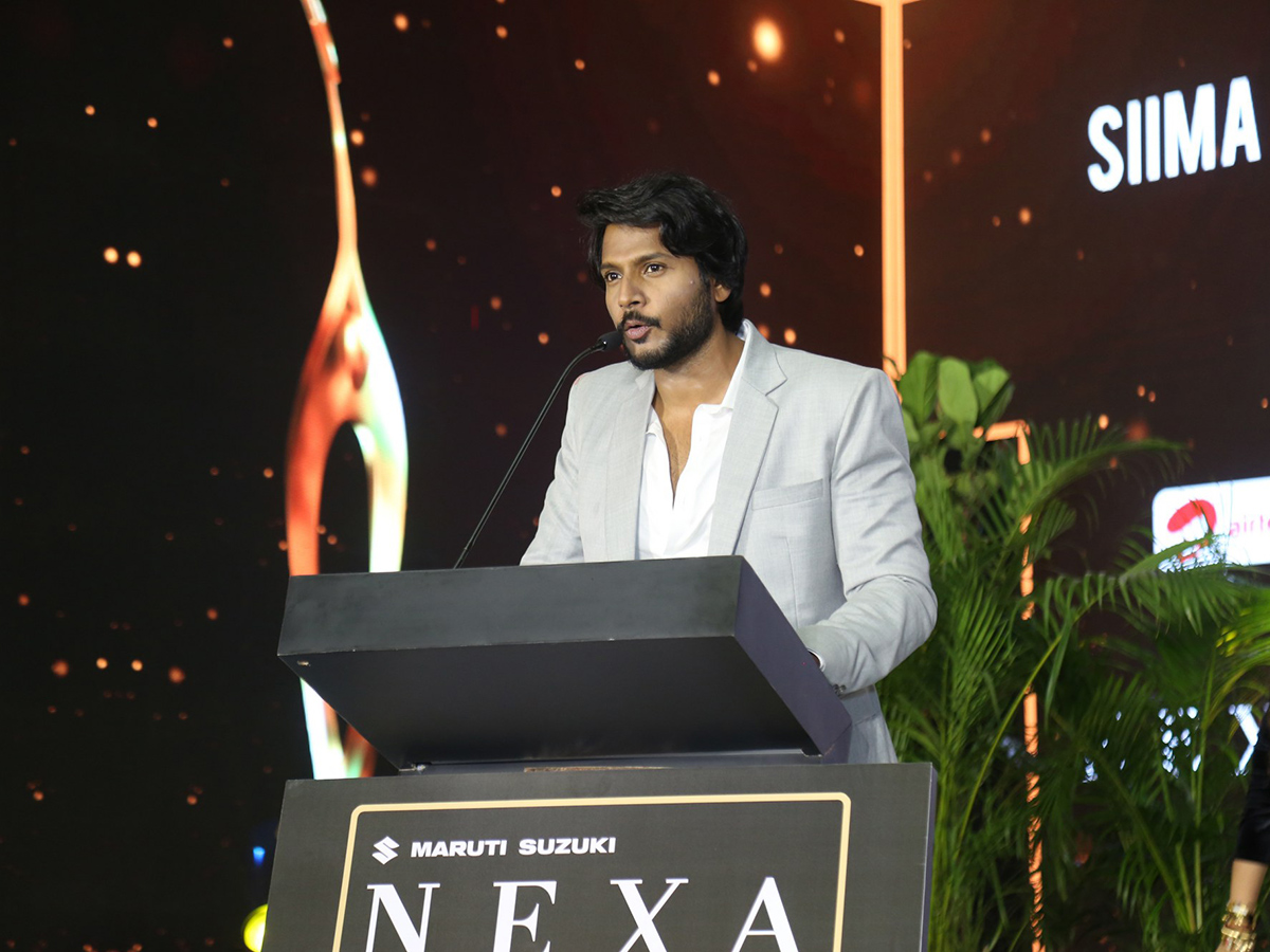 SIIMA_202025_20Hyderabad_20Press_20Meet_20Photos__20_2818_29.jpg 18