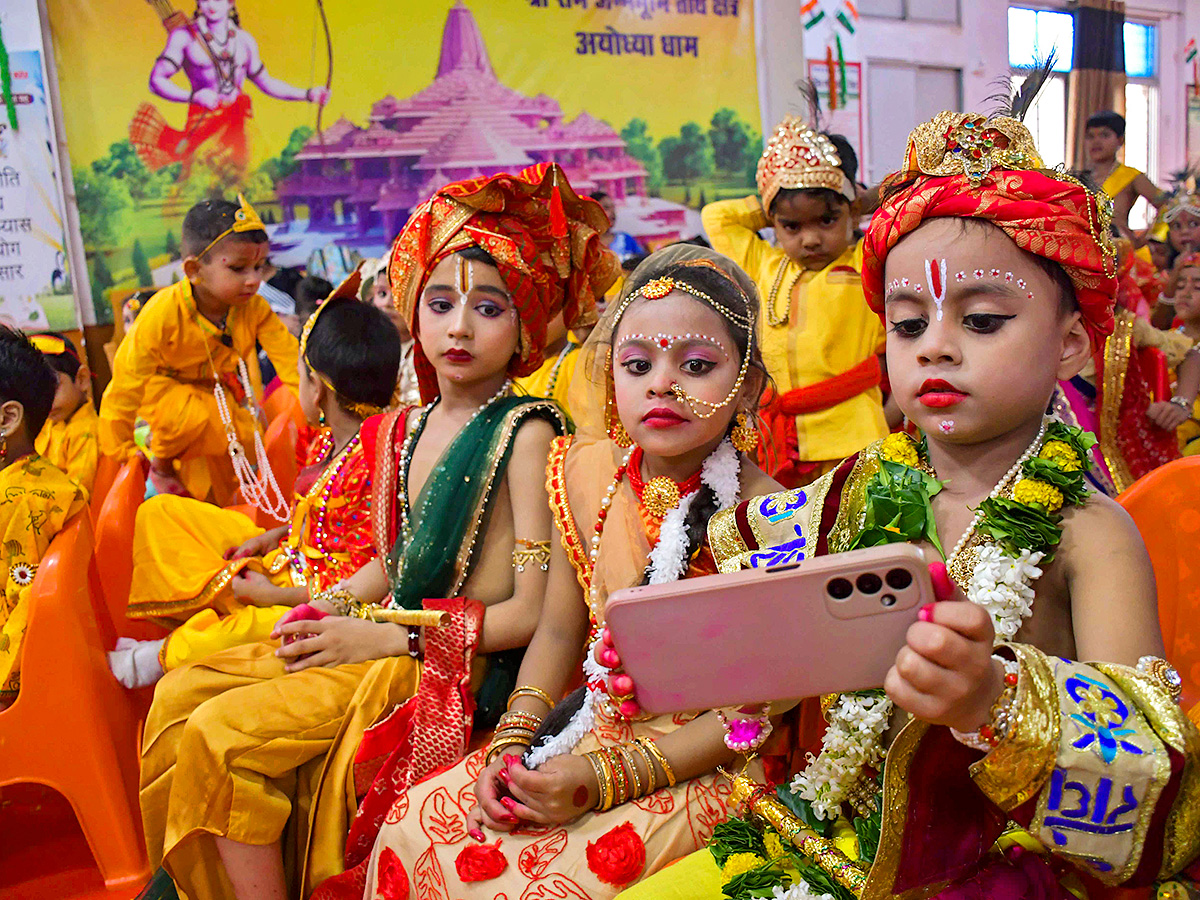 sri_20krishna_20janmashtami_202025_20images__20_282_29.jpg 2