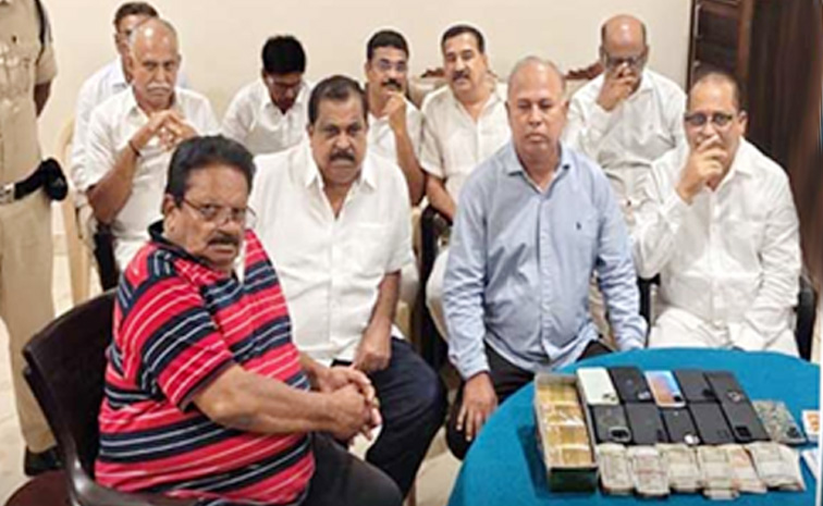 naveen_20rao.jpg