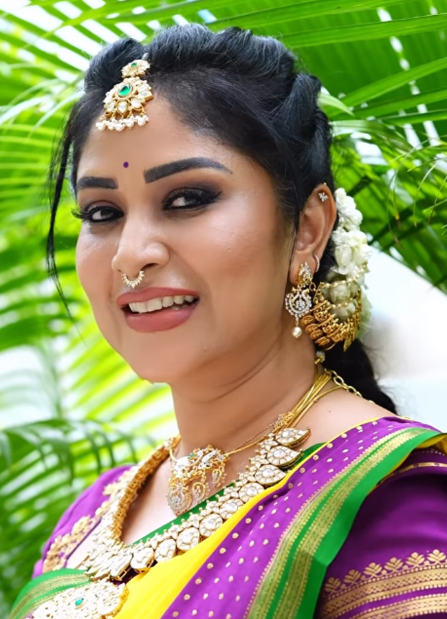 Paritala_20manjula11.jpg 12