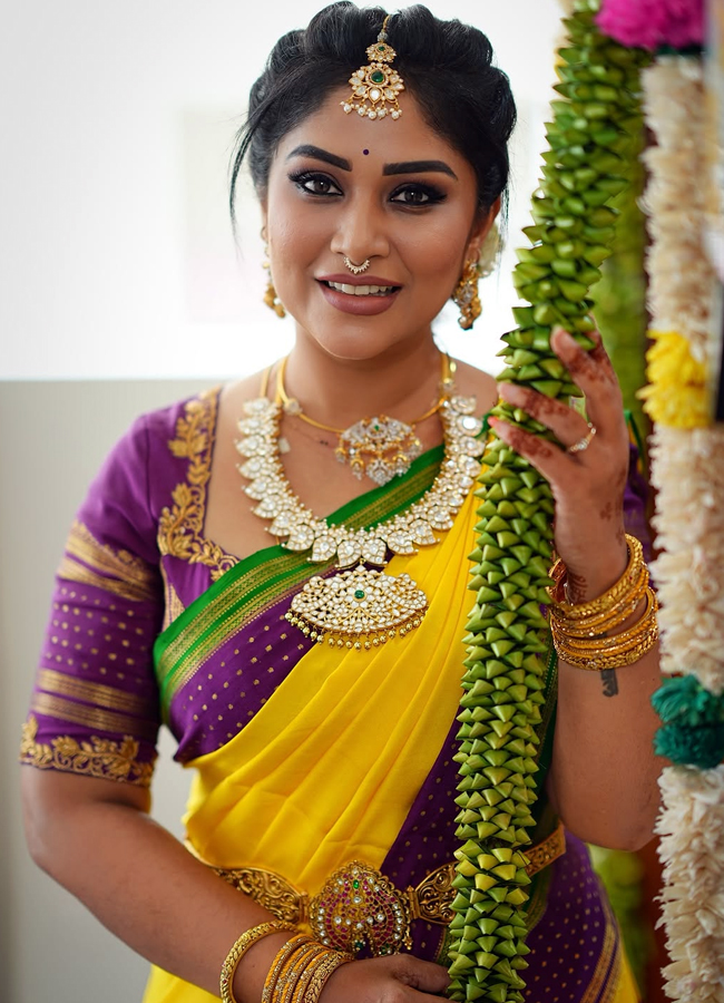 Paritala_20manjula2.jpg 3