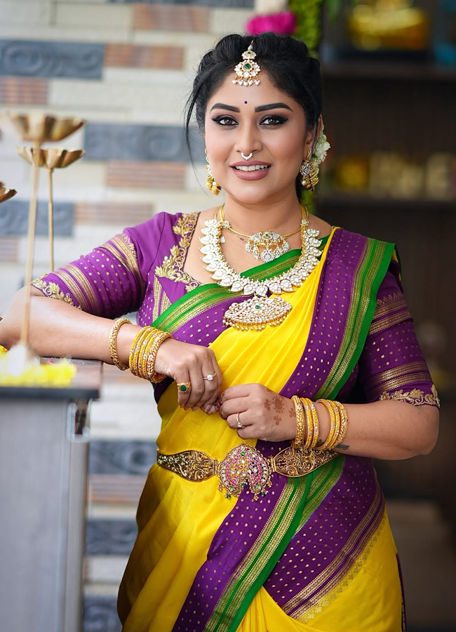 Paritala_20manjula3.jpg 4
