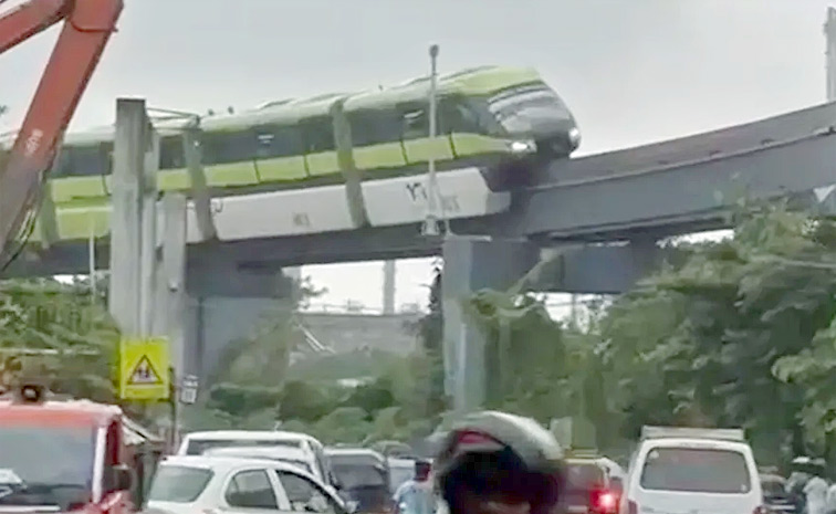 Metrotrain1.jpg