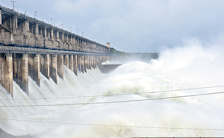 Sriramsagar-gates.jpg