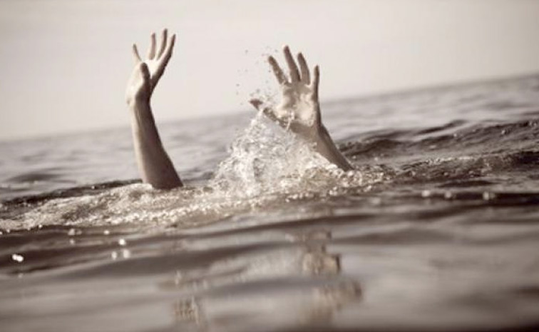 swimming1.jpg