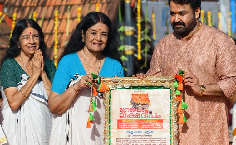 Mohanlal_20visits_20Sree_20Padmanabha_20Swamy_20Temple_20in_20Thiruvananthapuram_20Photos_20_284_29.jpg 5