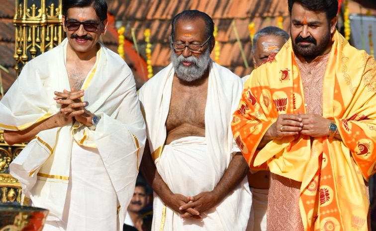Mohanlal_20visits_20Sree_20Padmanabha_20Swamy_20Temple_20in_20Thiruvananthapuram_20Photos_20_289_29.jpg 9