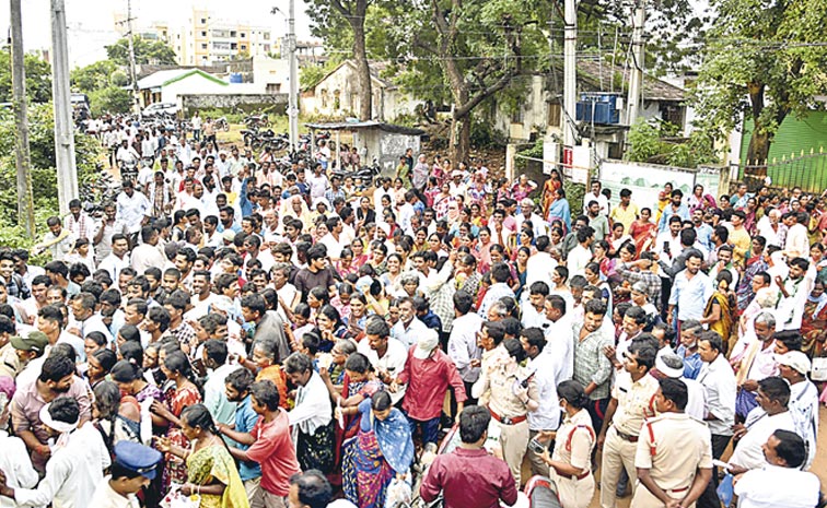 Farmers-Agitation.jpg