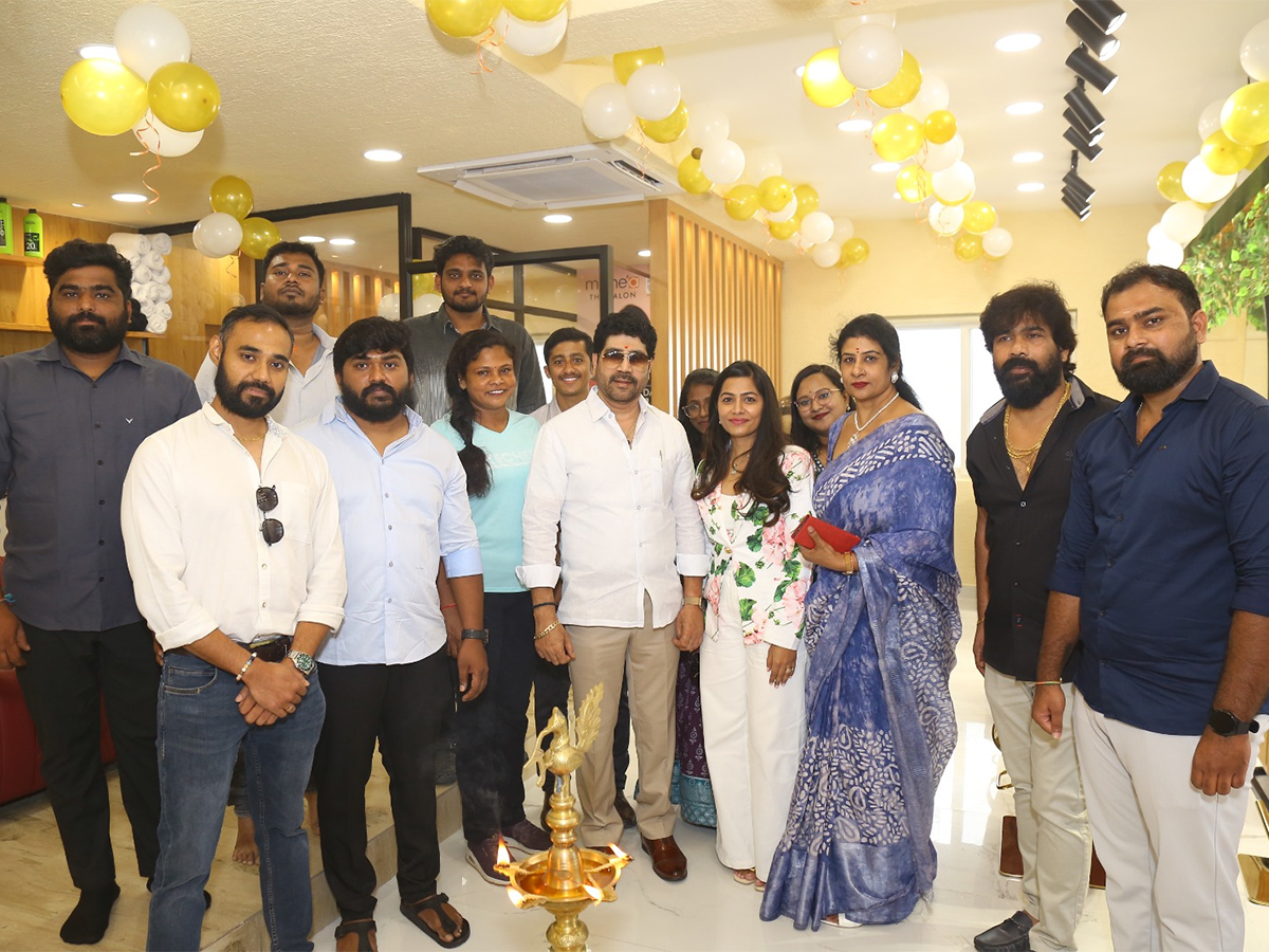 Jabardasth_20Varsha_20in_20Kondapur_20Photos_5.jpg 5