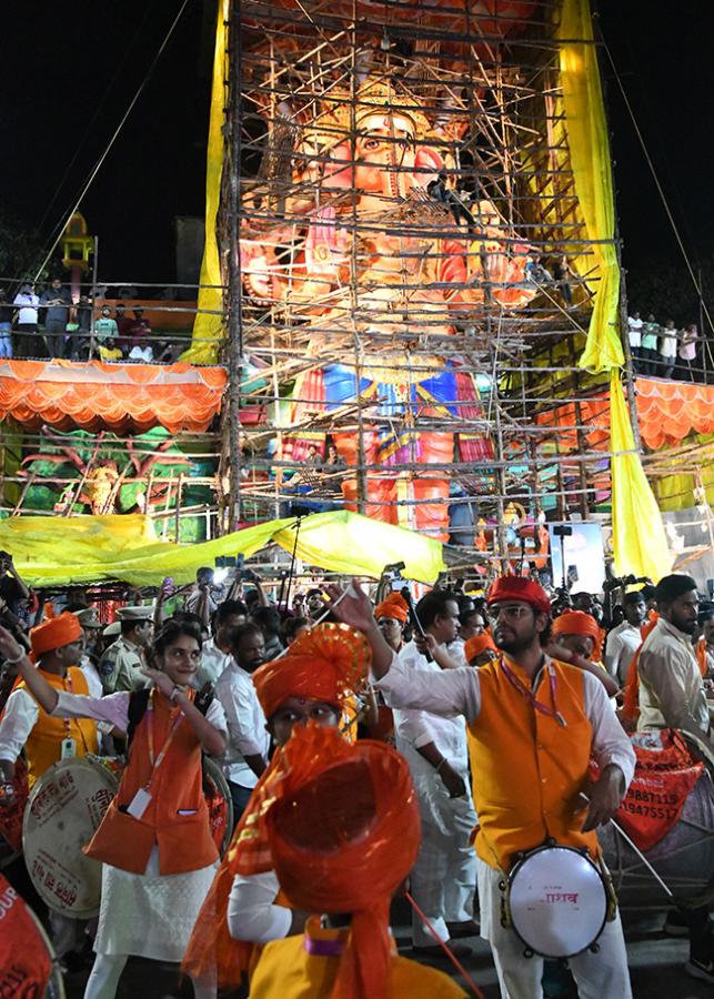 Khairatabad_20Ganesh_202025_20Vishwashanti_20Mahashakti_20Ganapati_20Photos_8.jpg 8