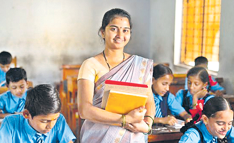 TEACHER-3.jpg