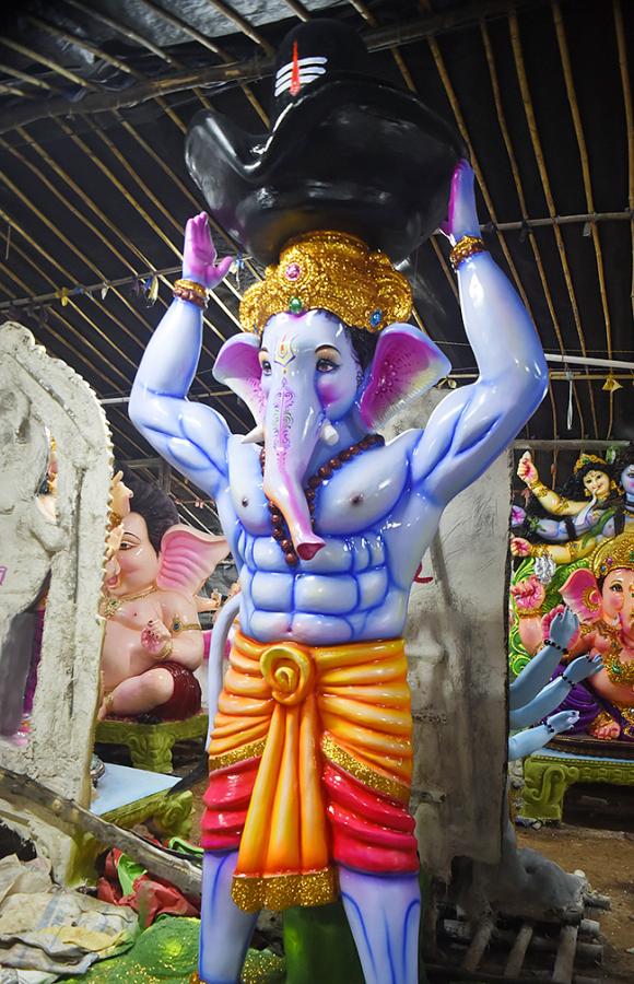 Vinayaka-Chavithi-2025-Different-Ganesh-idols_-_2820_29.jpg 21