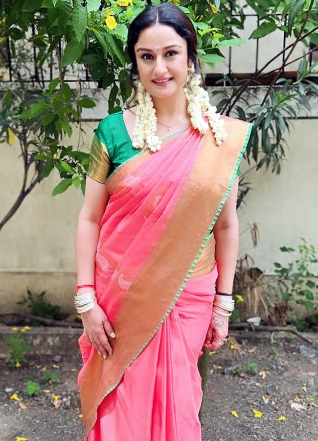 Actress_20vinayakachavithi12.jpg 13