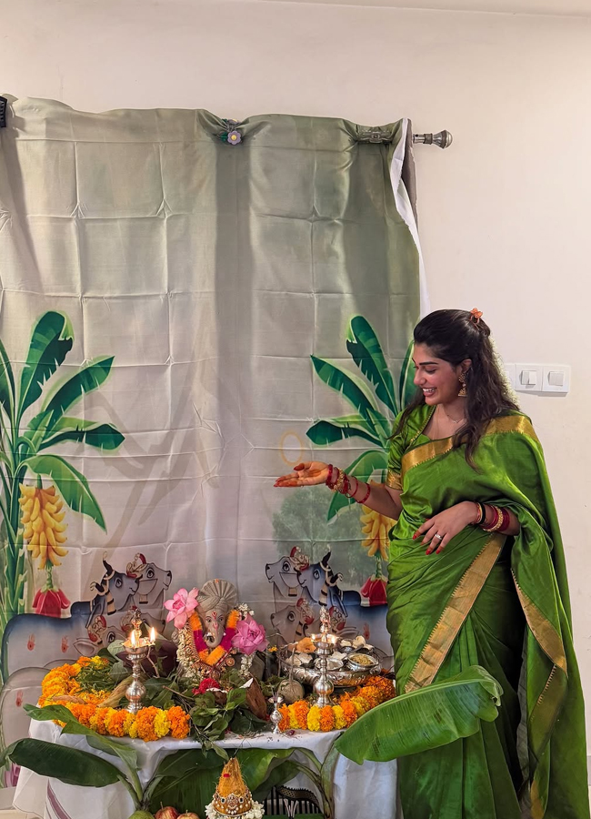 Actress_20vinayakachavithi5.jpg 6