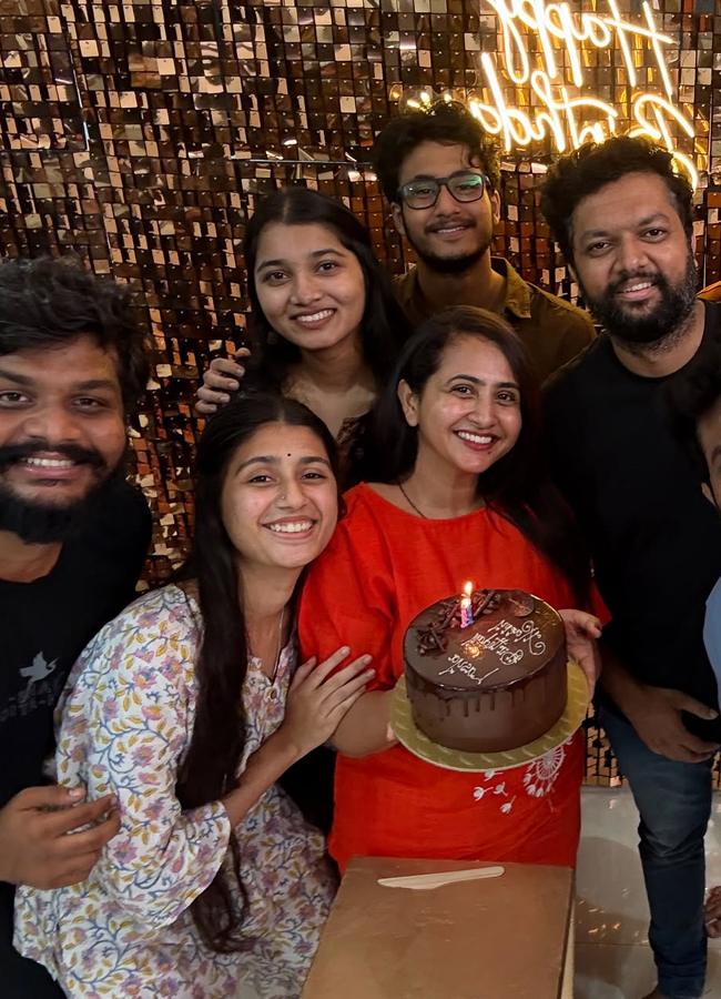 anchor_20lasya_20birthday4.jpg 5