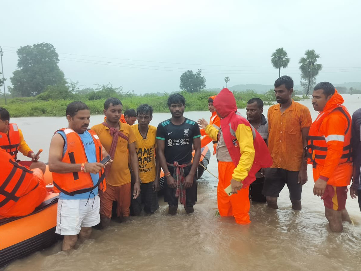 Breaking_20News_20_20Kamareddy_20District_20in_20Telangan_20Floods_20HD_20Photos_17_0.jpg 16