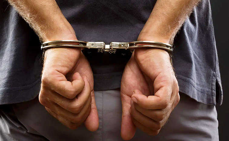 arrest1.jpg