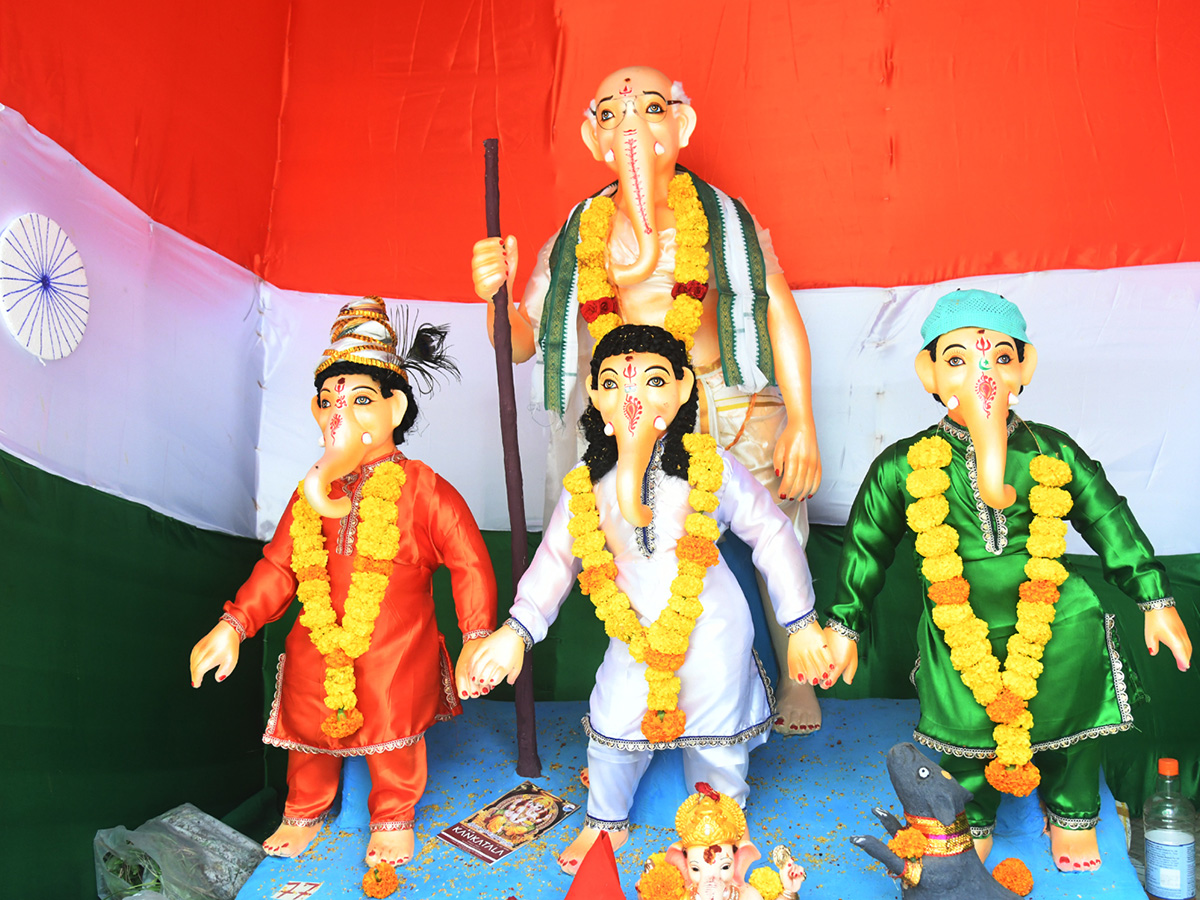 Vinayaka_20Chavithi_20_20Different_20Ganesh_20Idols_20IN_20Telugu_20States__20_281_29.jpg 1