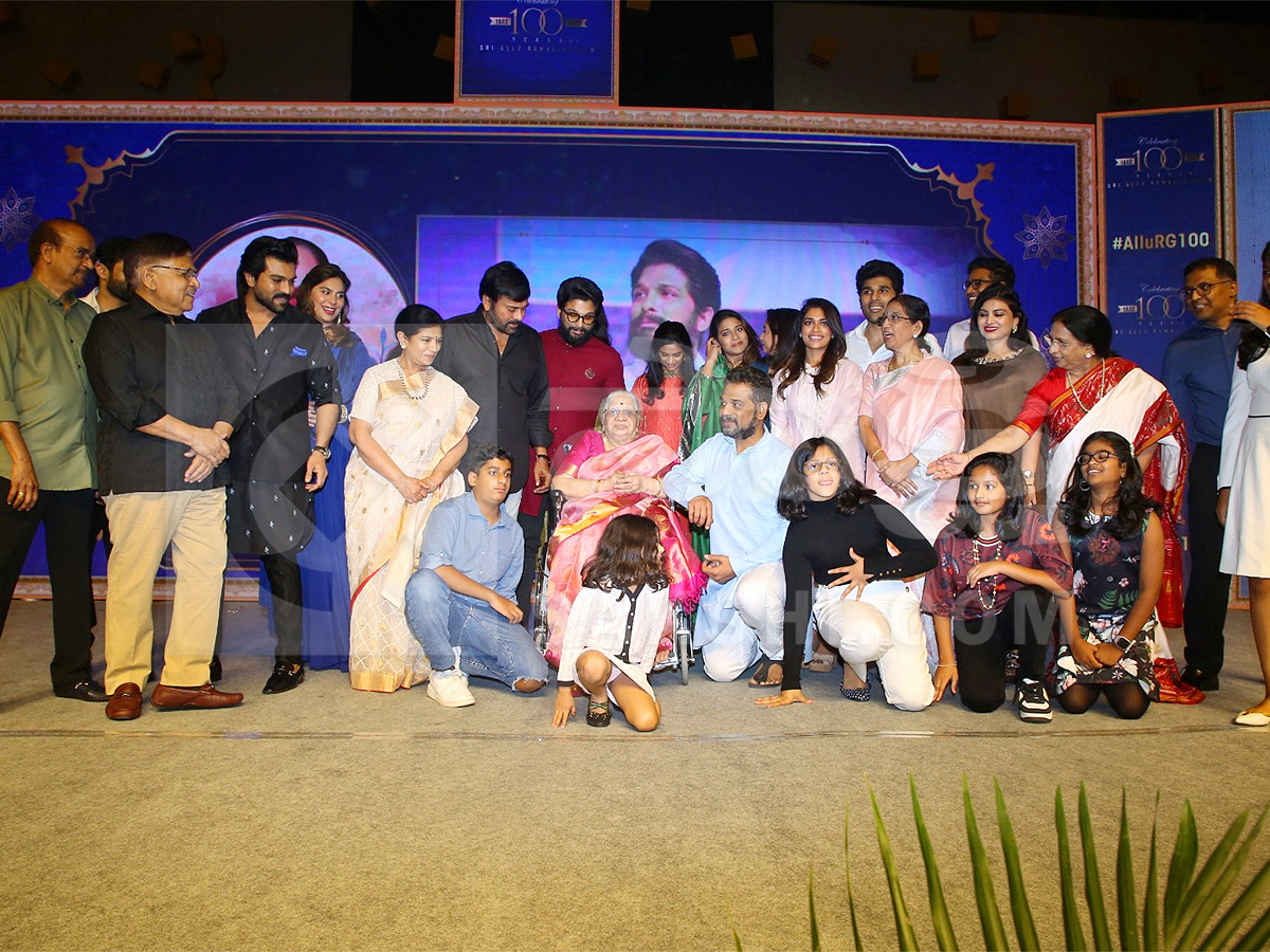 Allu-Kanakaratnam-Rare-Photos-in-Chiranjeevi-and-Allu-Arjun_-_289_29_0.jpg 19