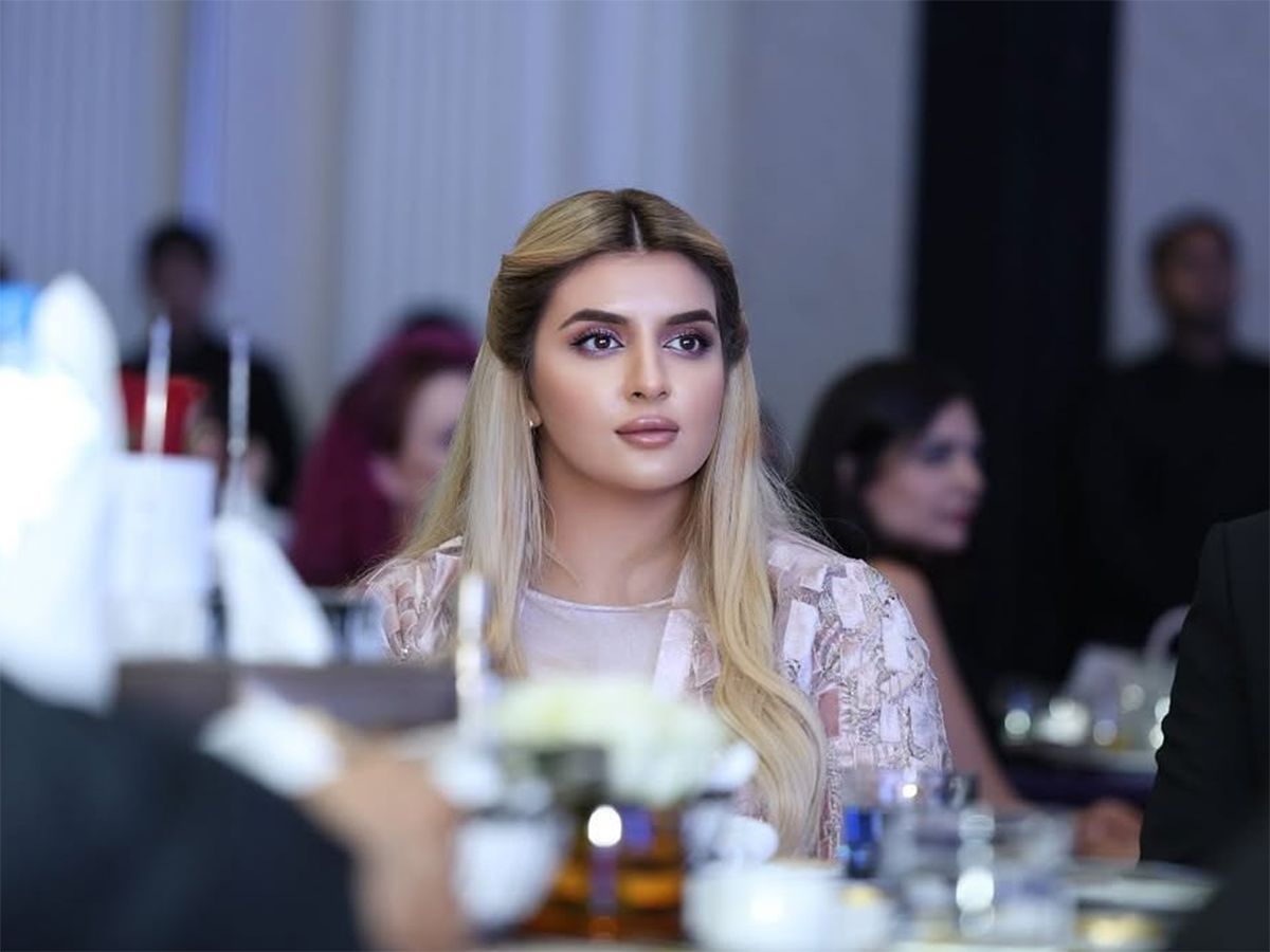 Sheikha_20Mahra_20the_20Dubai_20princess_20gets_20engaged_20to_20rapper__20_281_29.jpg 1
