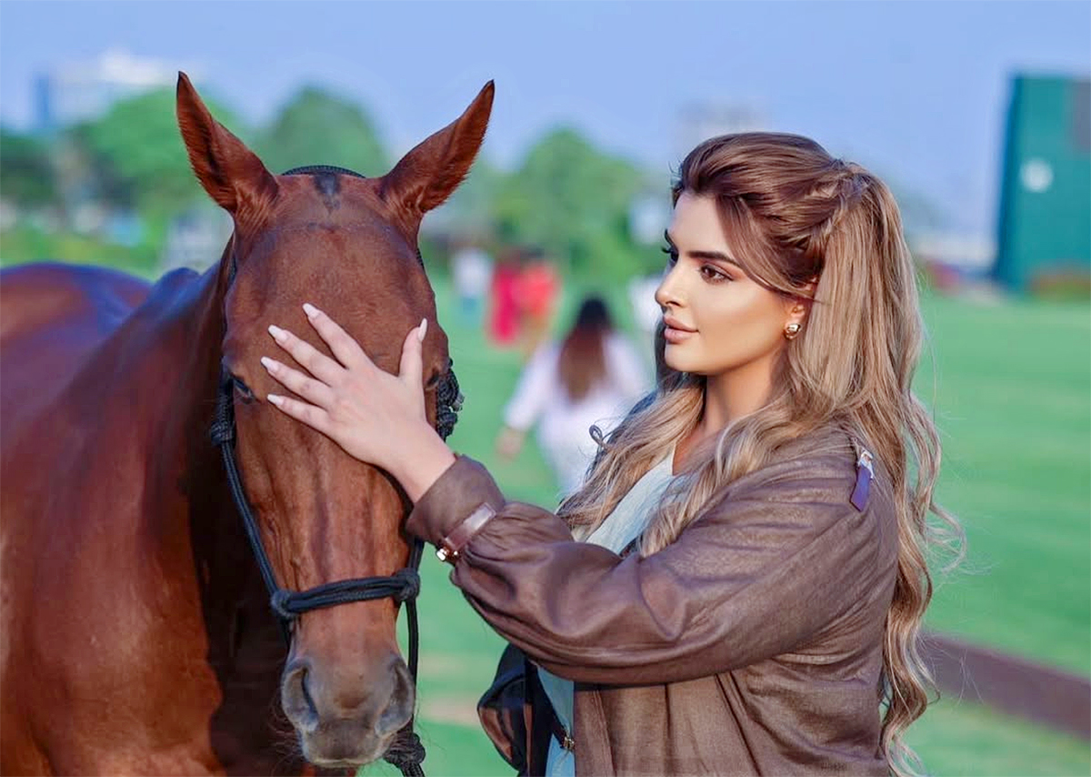 Sheikha_20Mahra_20the_20Dubai_20princess_20gets_20engaged_20to_20rapper__20_286_29.jpg 6