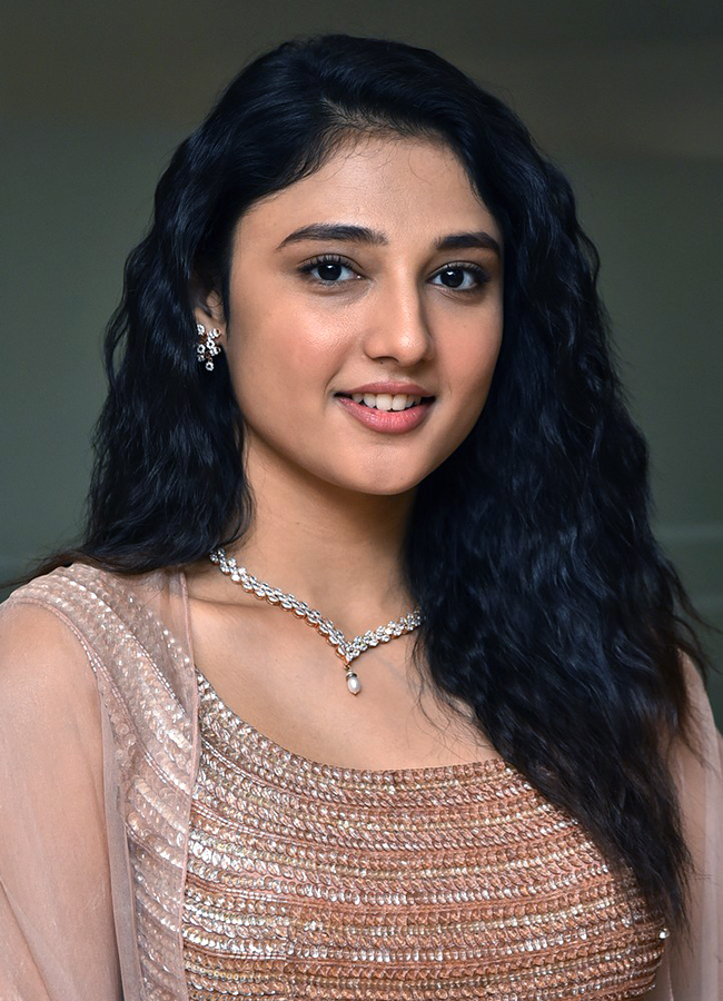 Tollywood_20Actress_20Ritika_20Nayak_20Latest_20Photos_20Viral__20_2813_29.jpg 13