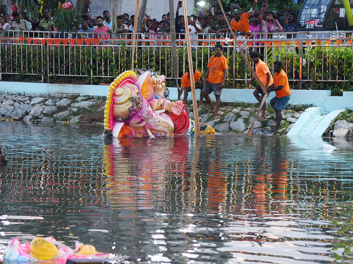 Ganesh_20Nimajjanam_202025_20At_20Tirupati__20_2812_29.jpg 12