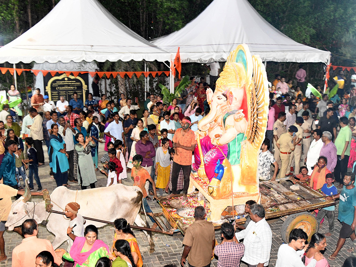 Ganesh_20Nimajjanam_202025_20At_20Tirupati__20_2822_29.jpg 22