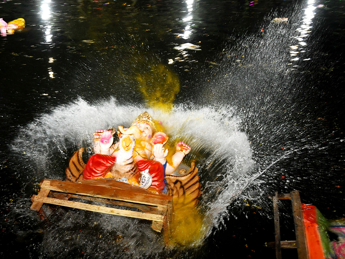 Ganesh_20Nimajjanam_202025_20At_20Tirupati__20_2828_29.jpg 28