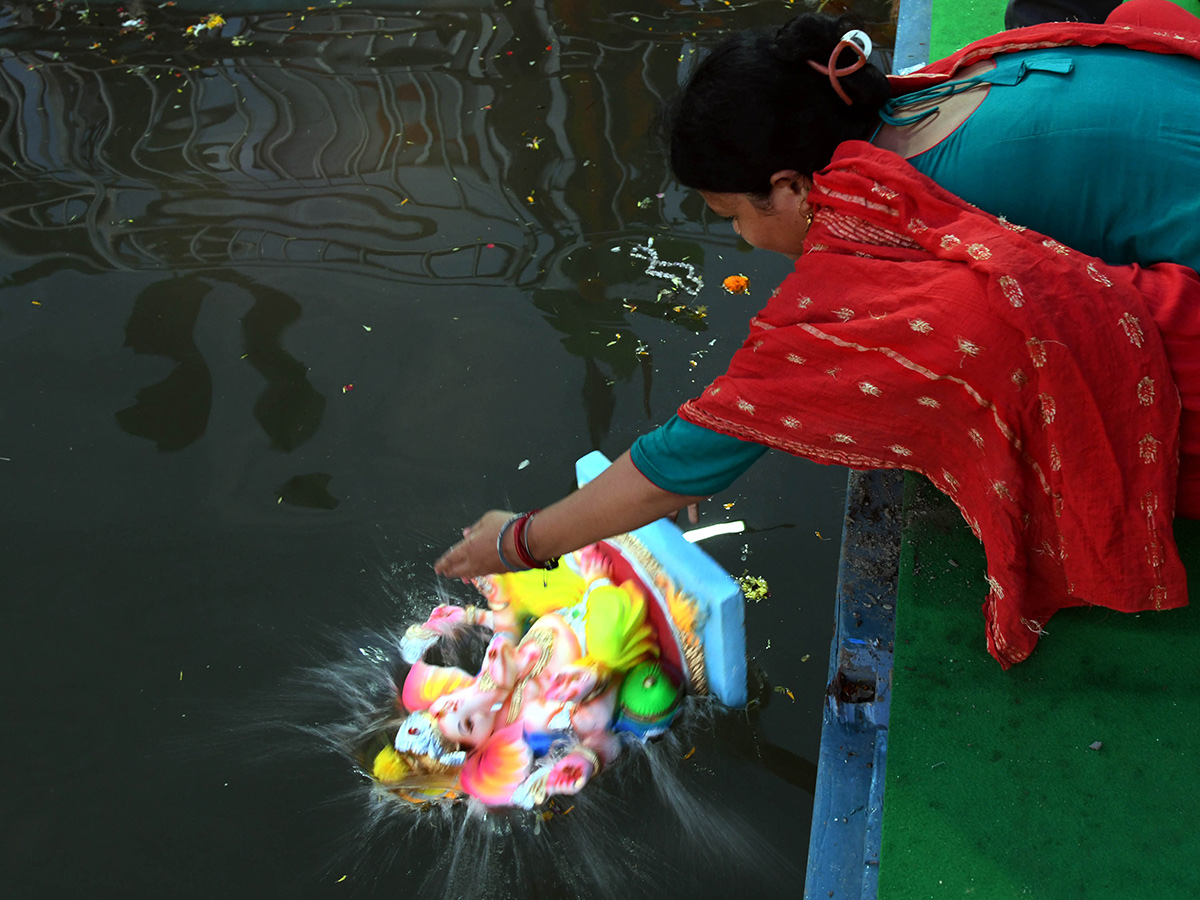 Ganesh_20Nimajjanam_202025_20At_20Tirupati__20_283_29.jpg 3