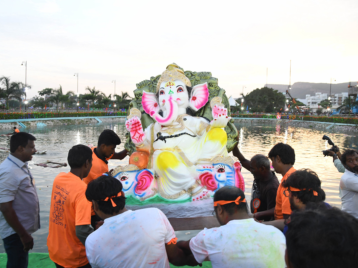 Ganesh_20Nimajjanam_202025_20At_20Tirupati__20_289_29.jpg 9