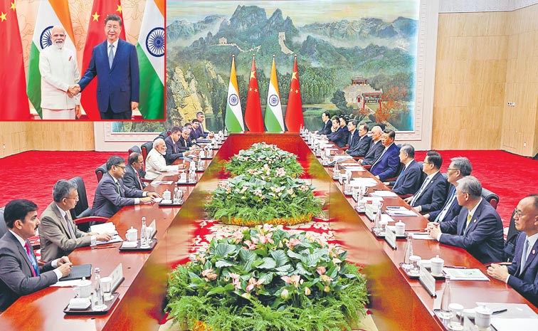 xi-modi.jpg