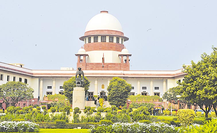 SUPREME-COURT-BUILDING-2s.jpg
