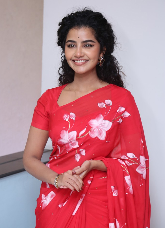anupama_20parameswaran10.jpg 11