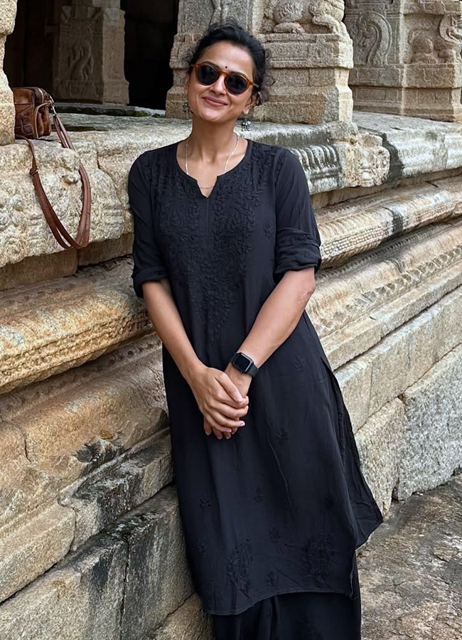 shraddha_20srinath2.jpg 3