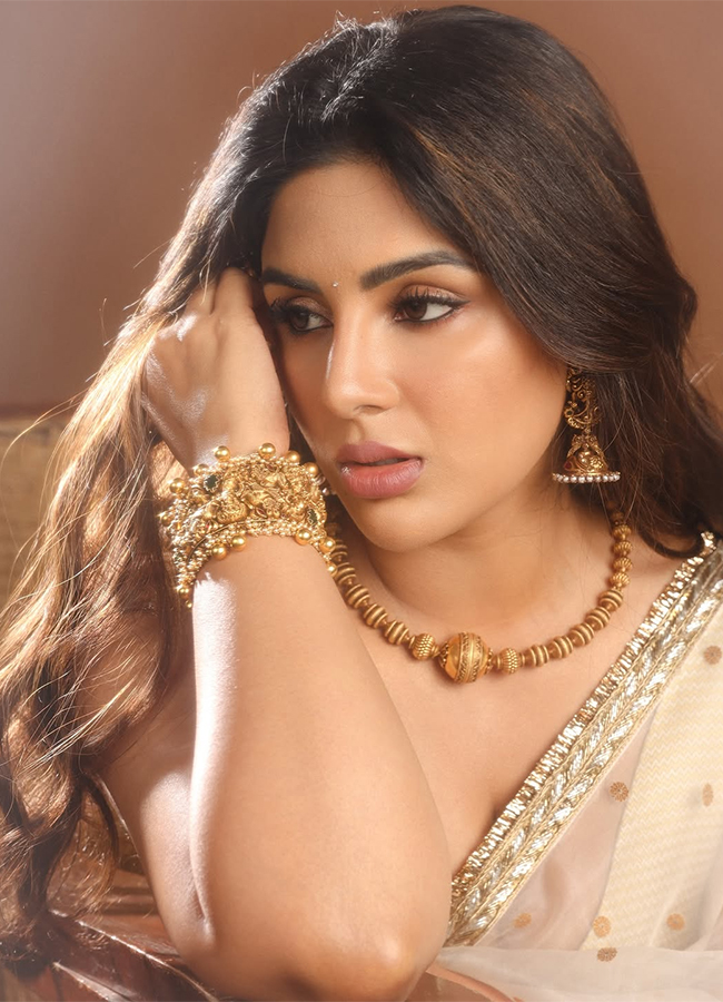 Onam_20Festival_20Look_20Actress_20Samyuktha_20Menon_20HD_20Images__20_285_29.jpg 5