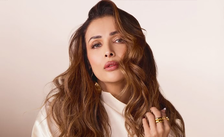 malikaarora.jpg