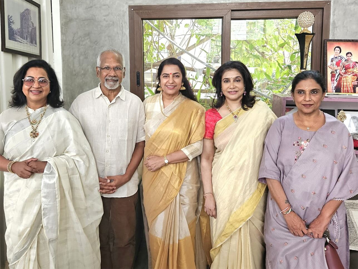 onam_20festival_20celebration_20in_20suhasini_20maniratnam_20house__20_2814_29.jpg 14