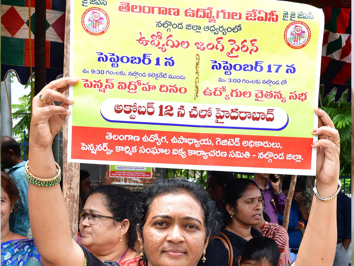 Best_20Photos_20of_20The_20Week_20in_20AP_20and_20Telangana_20Photo_20Gallery_20_2810_29.jpg 11