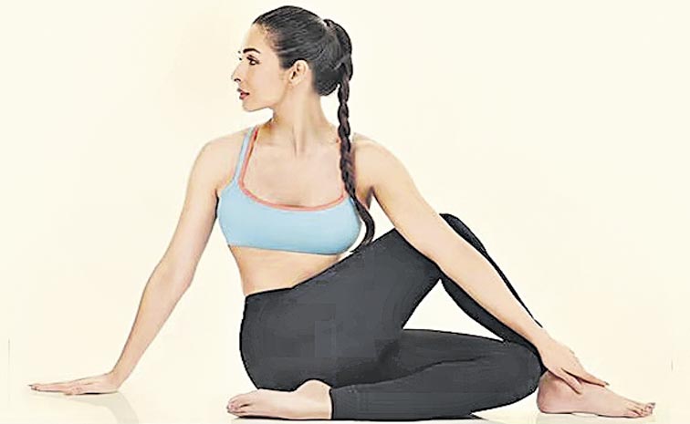 ardha-matsyendrasana.jpg
