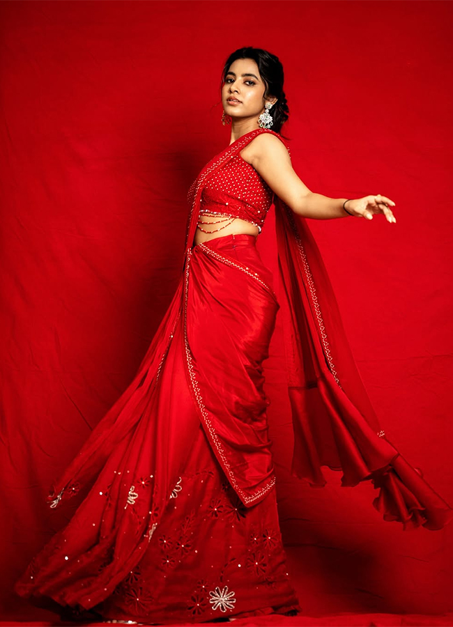 Actress_20Shivani_20Nagaram_20Latest_20Photos_20Viral__20_2810_29.jpg 10