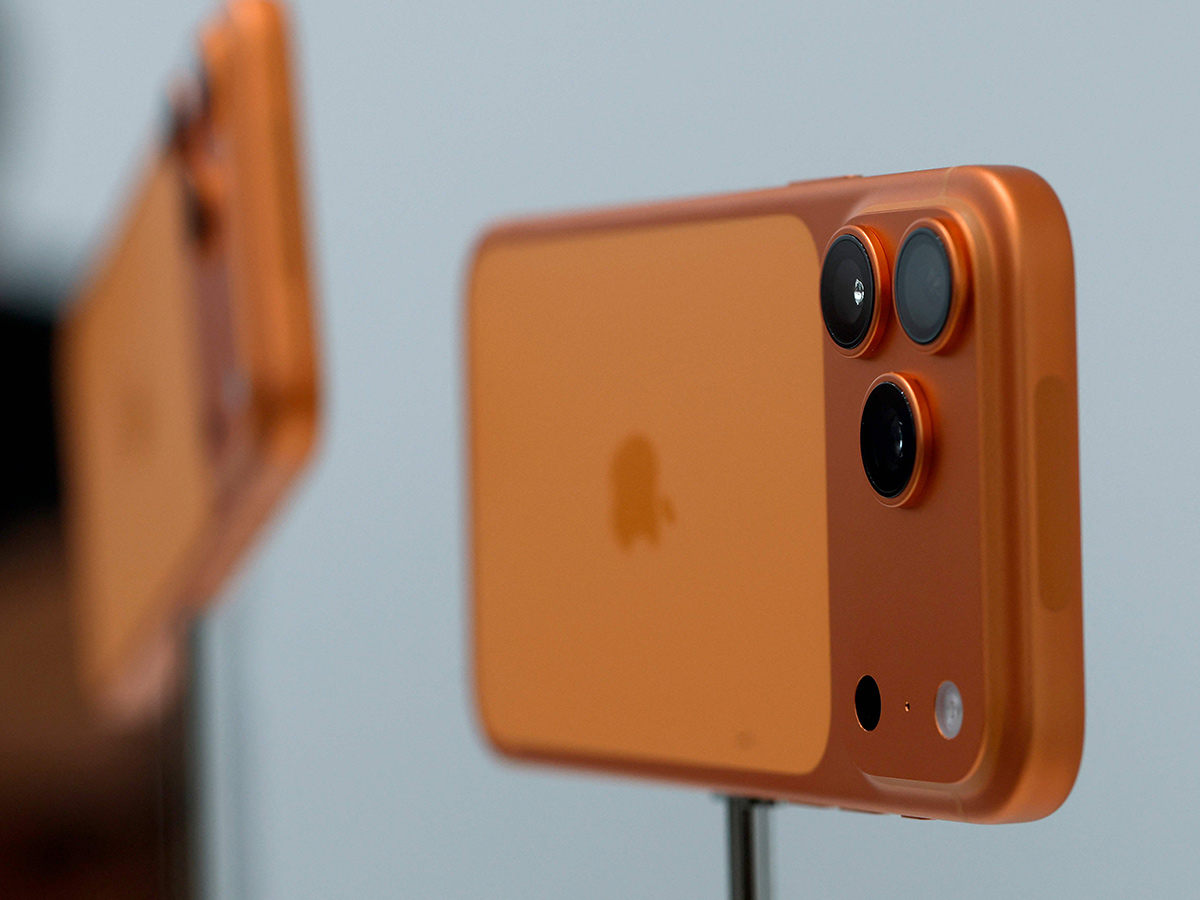 Apple_20CEO_20Tim_20Cook_20Announcement_20iPhone_2017_20Products_20at_20Apple_20Park__20_288_29.jpg 8