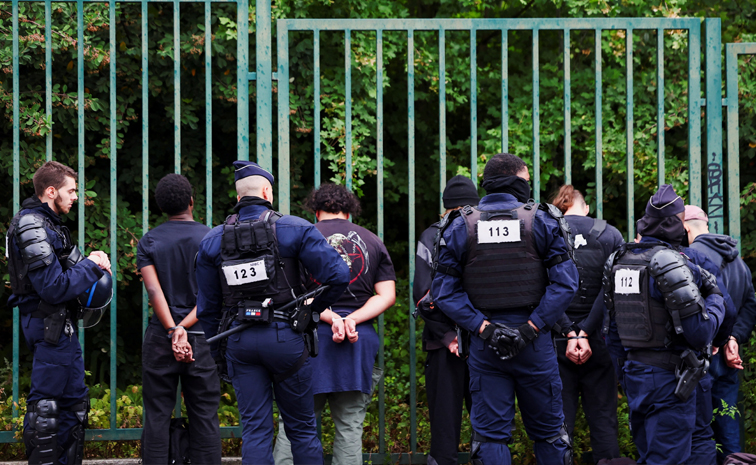 france_20protest.jpg