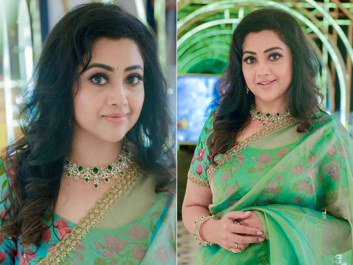 meena.jpg 1