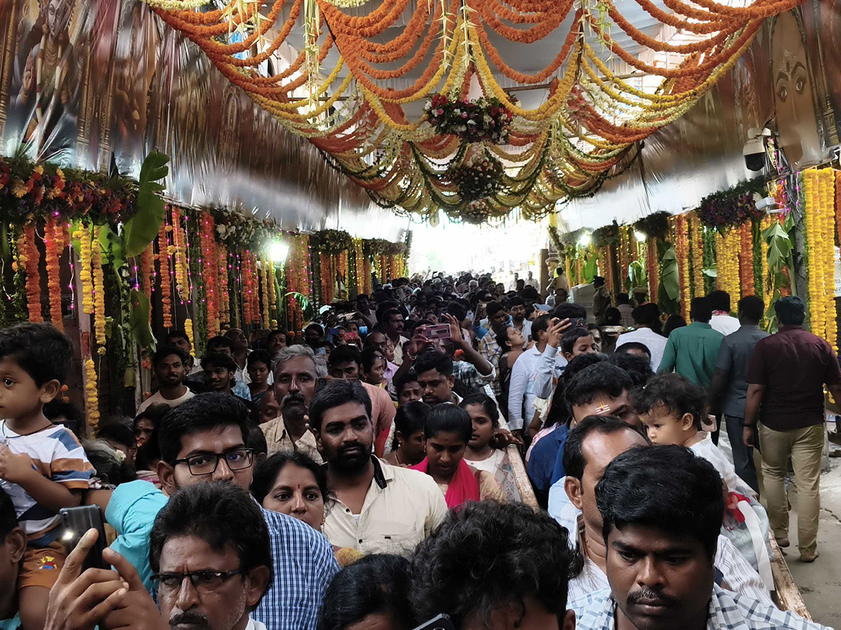 Devotional_20_20Poleramma_20Jatara_20is_20a_20festival_20in_20Venkatagiri_20Photos__20_283_29.jpg 3