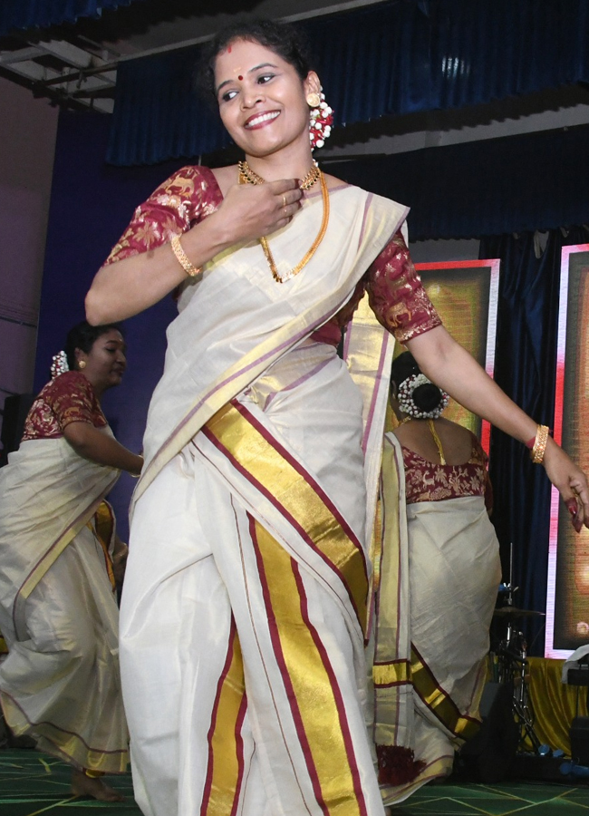 onam_20celebrations_20in_20hyd5.jpg 6